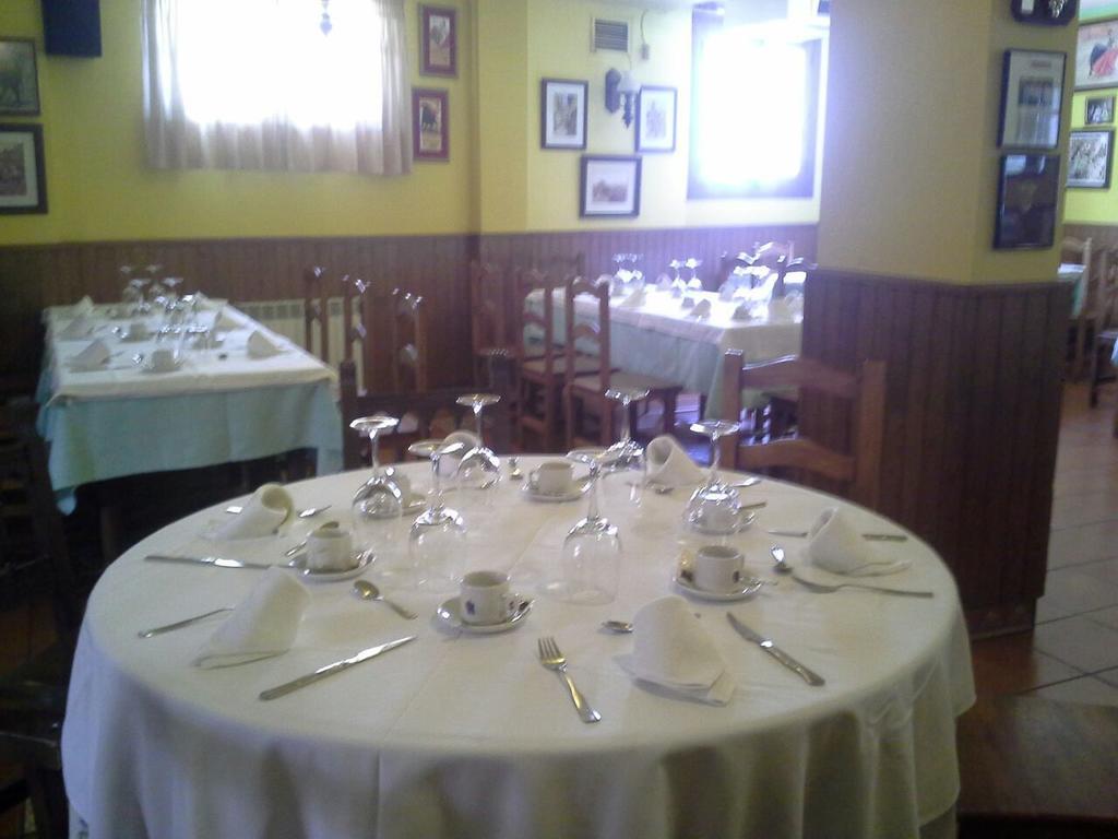 Hostal Restaurante Villa De 세풀베다 외부 사진